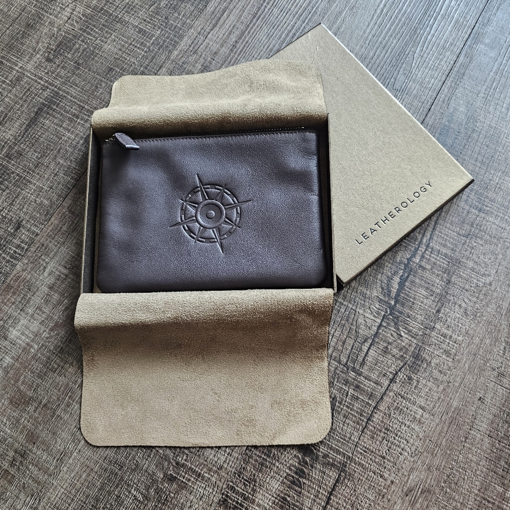 LEATHEROLOGY - Pouch